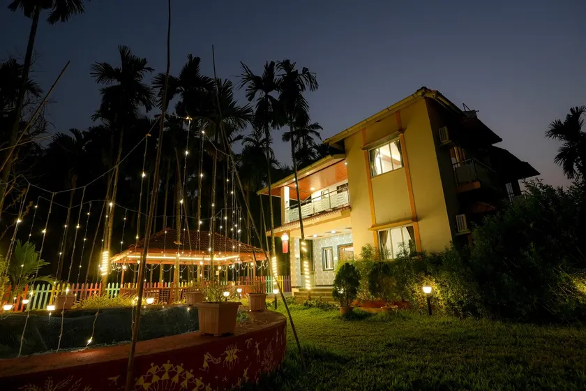 Pazzellaa 4BHK Luxury Villa | Pool & Chef | Alibag - Image 1