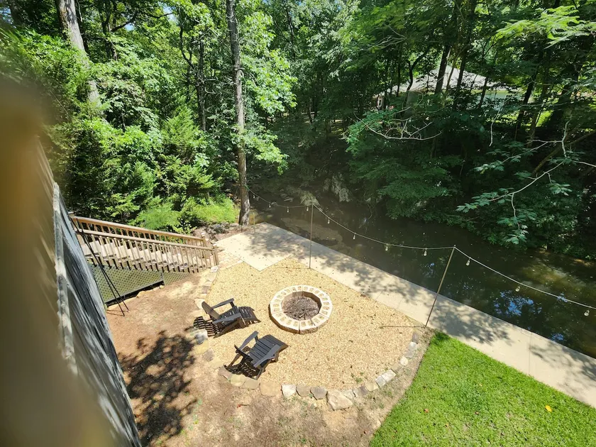 Joe's Fish Camp - Image 1