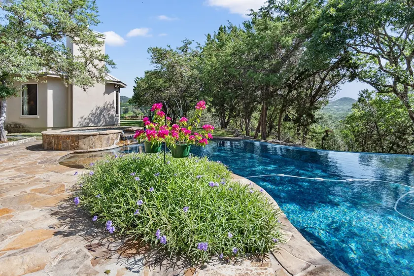Rockin B Ranch Summit House - Image 1