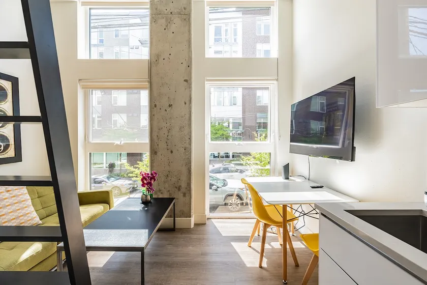 Cityscape KING BED on Broadway Modern Loft - Image 1