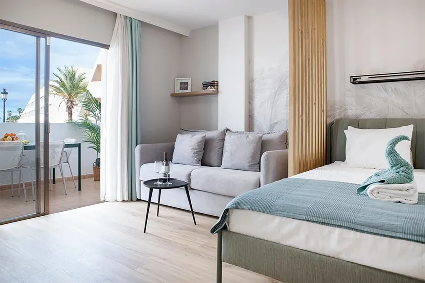 Modern Studio • Terrace • AC • Pool •Las Américas - Image 1