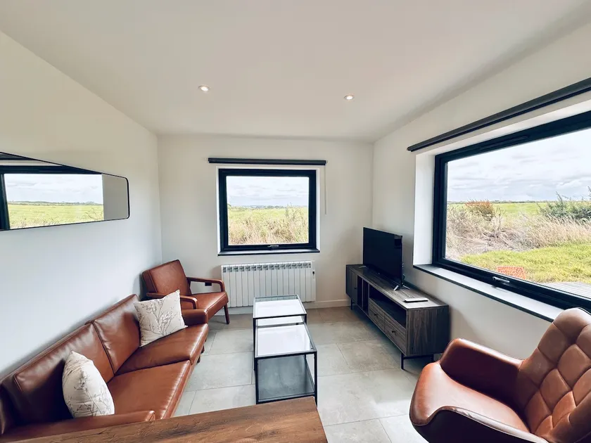Detached 1 bed house near Bude - Image 1