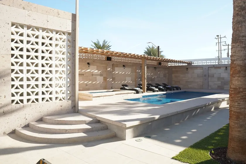 Jacuzzi + Private Pool | Casa Tanti - Image 1