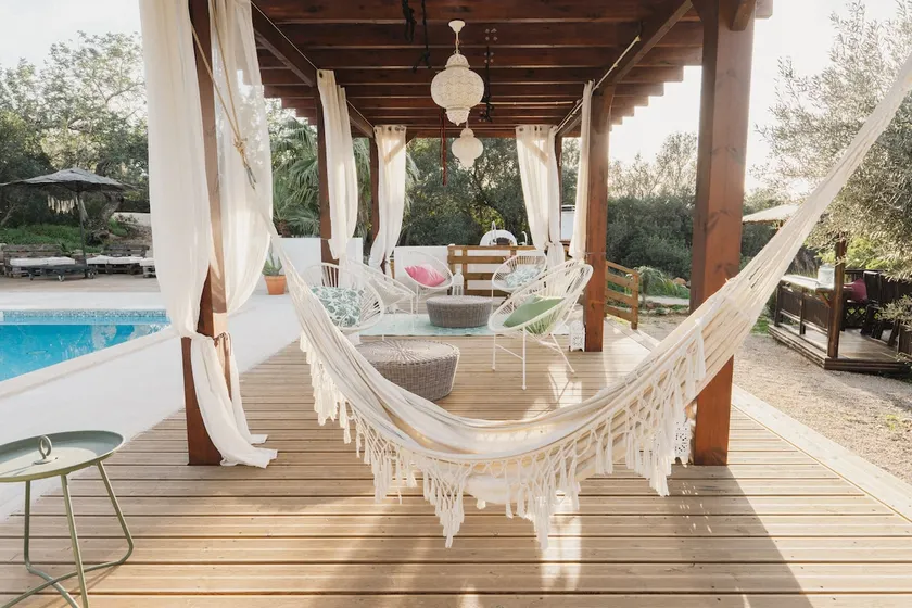 The Nest - Bohemian Eco-Retreat with Pool - Image 1