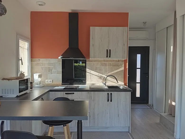 Studio rental in villa + pool - Image 1