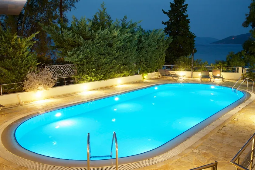 ALKYONI-Magnificent Seaview -Waterfront-110sq m- Beautiful decoration-1st floor - Image 1