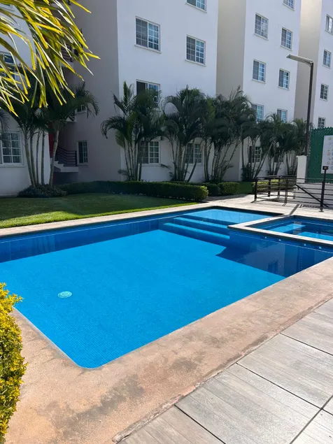 Apartment 5 minutes from downtown Cuerna • Pool and garden • - Image 1