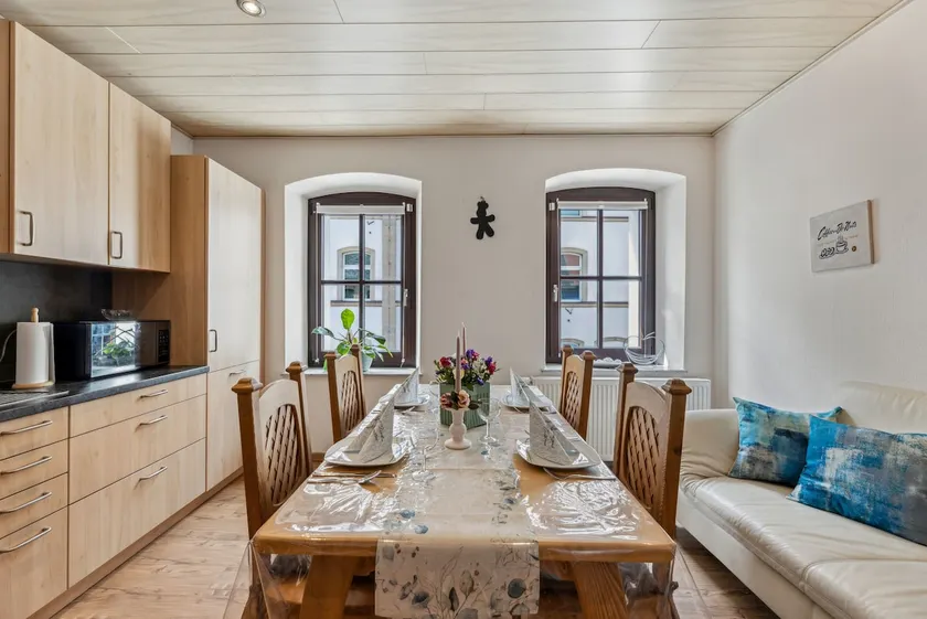 2BR apartment incl. TV and outdoor area - Image 1