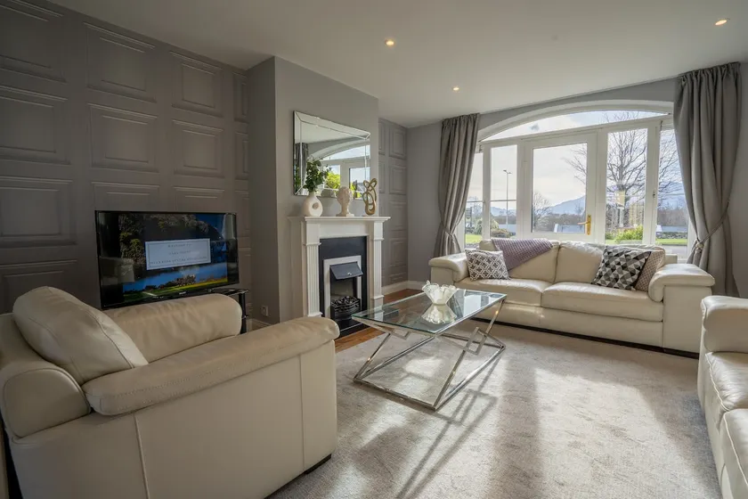 Oaks House - Muckross Luxury Residences - Image 1