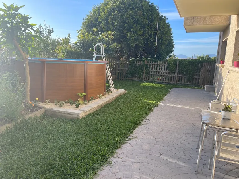Camponovo Guest House - Image 1