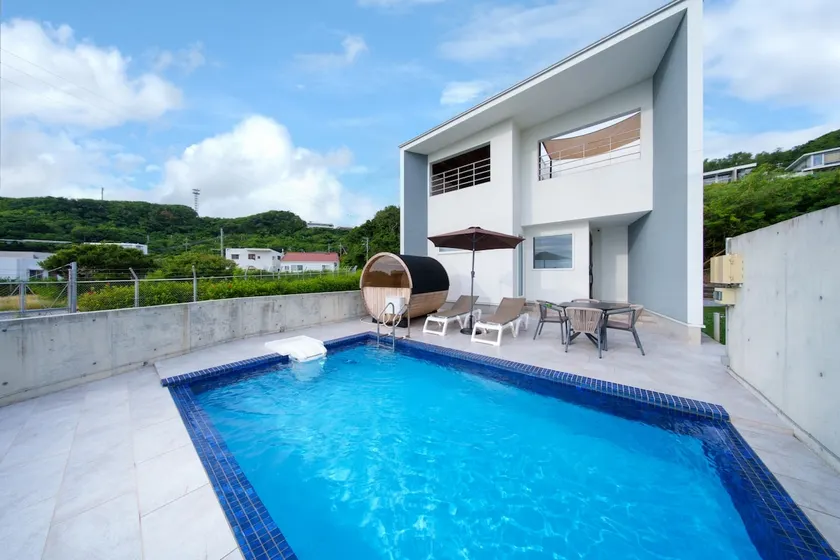 《 Building B 》 1-minute walk to the beach, private villa with pool, jacuzzi, and barrel sauna - Image 1