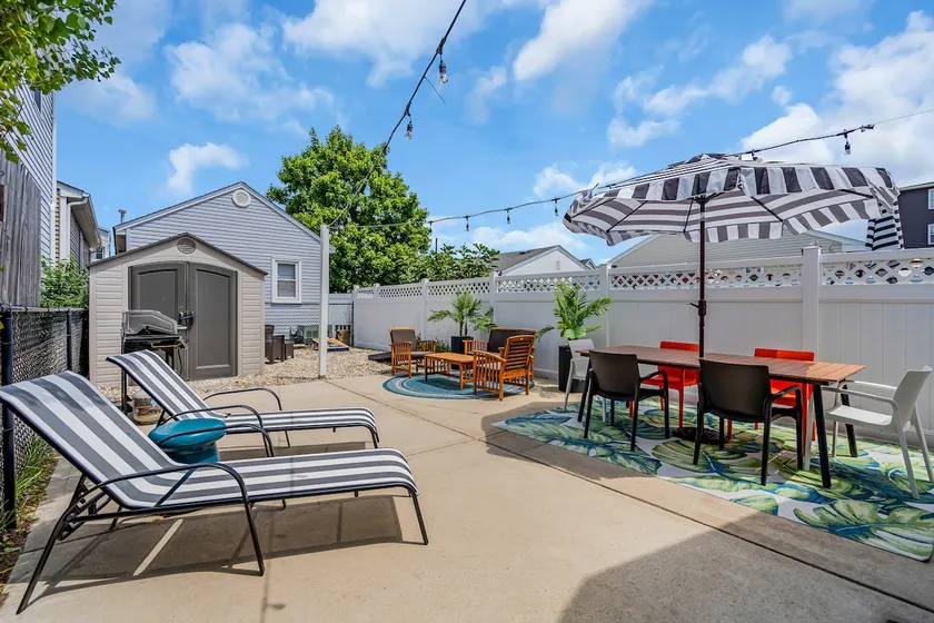 Washer/Dryer | Fast WIFI | Linen+Towels | Backyard - Image 1