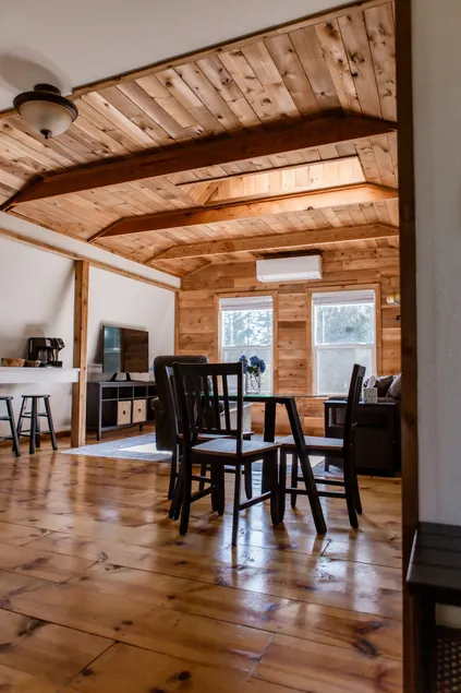 Bella Vista Loft (Keyboard, Parking, AC) - Image 1