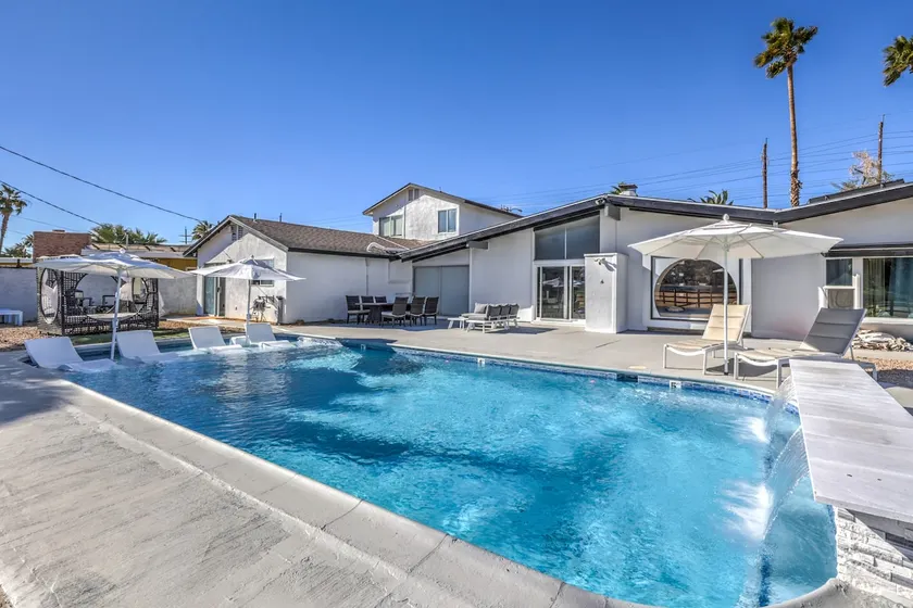 Quiet Family Oasis / GolfView / NoChores / 3Bed1Ba - Image 1