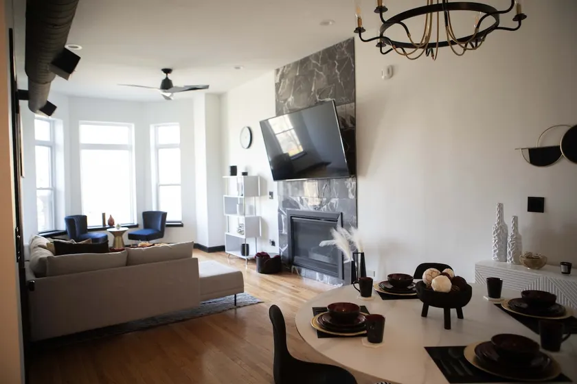 Bronzeville Tribe Palace Loft - Image 1
