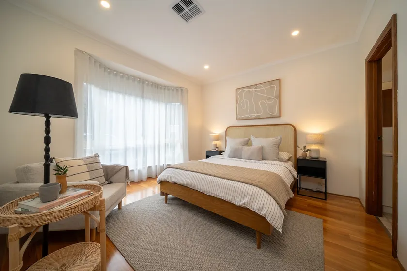 Cosy apartment minutes from city - Image 1