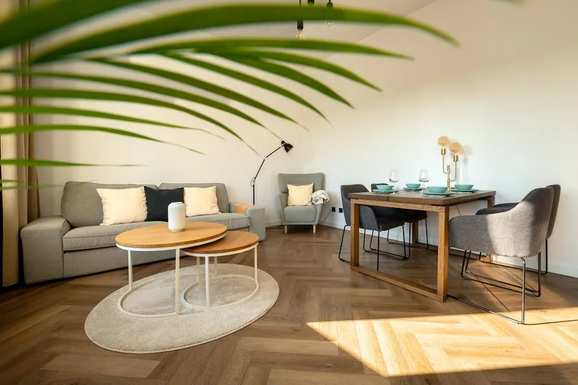 TruRetreats AirportApartment I Netflix I Nespresso - Image 1