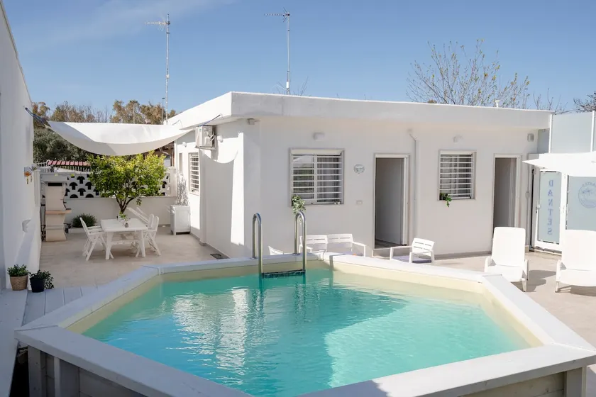 Private oasis with garden, swimming pool and sea within walking distance - Image 1