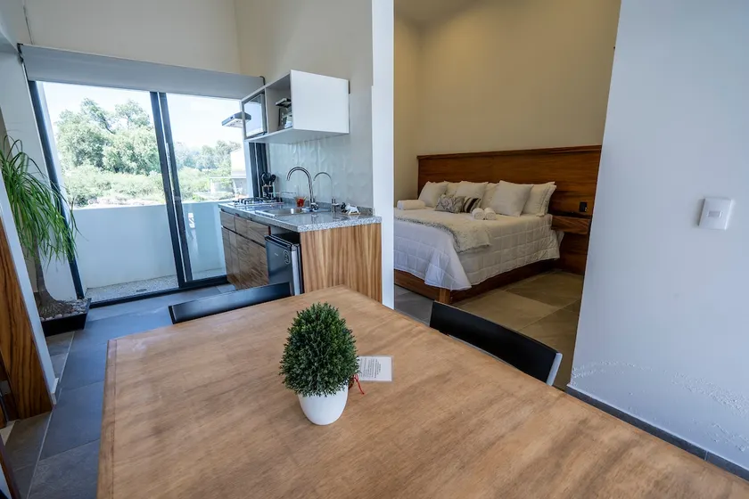 Beautiful suite with kitchenette-private bathroom in Amanali - Image 1