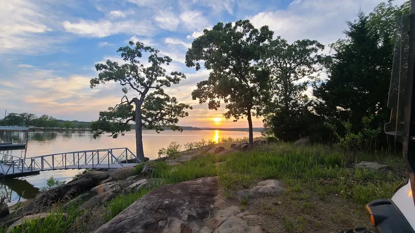 5b/5b Eufaula Lakeside Retreat with Boat Slip! - Image 1