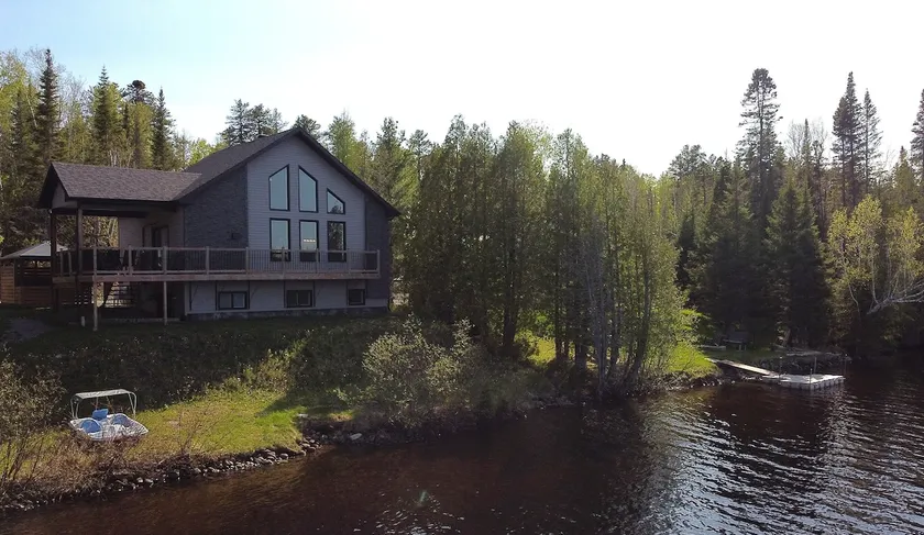 Cassiopeia | Hot tub and nature | Tavata Chalets - Image 1