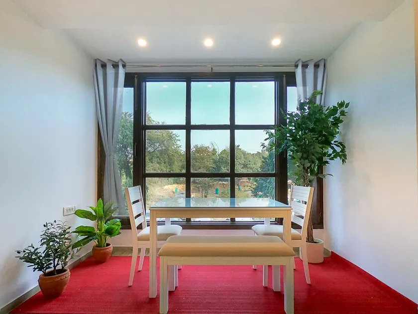 🄌① Beautiful Living room and Bedroom with Balcony - Image 1