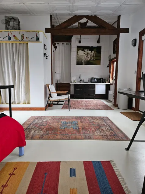 West Wing - a unique private space w/deck - Image 1