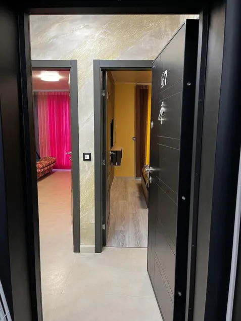Modern & Cozy Apartment– Close to Center - Image 1
