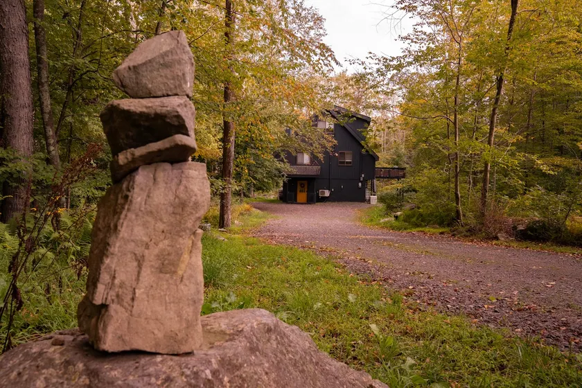 A Blind Pig | Mountainwood - Woods + Lake Stay - Image 1