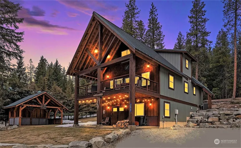 River's Bend Lodge - Hot Tub, Fire Pit, Games & Ski - Image 1