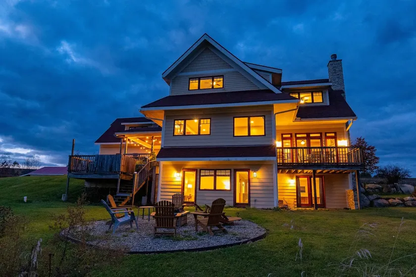 Huge Home + Studio-Mtn Views-Hot Tub-Sauna-Pets Ok - Image 1