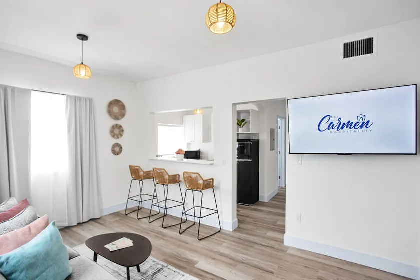 Stylish and spacious apartment near Brickell #6 - Image 1