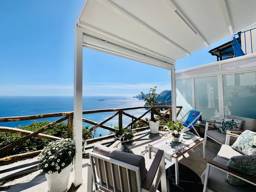 YourHome - White House Giò - Image 1
