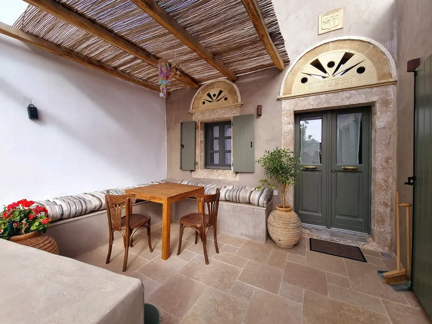 Small Residence in Kythira - Image 1