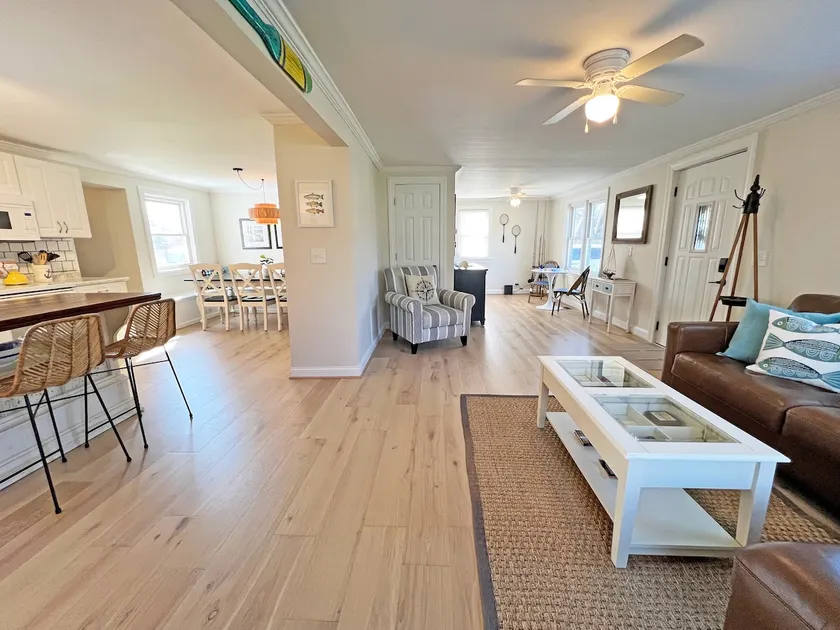 Roomy house in downtown P.A. - Image 1