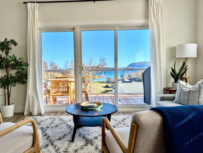 Serenity Ocean View Condo - Ski and Beach - Image 1