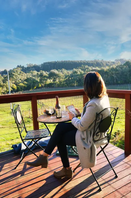 Romantic Getaway - Cozy Cottage in Macedon Ranges - Image 1