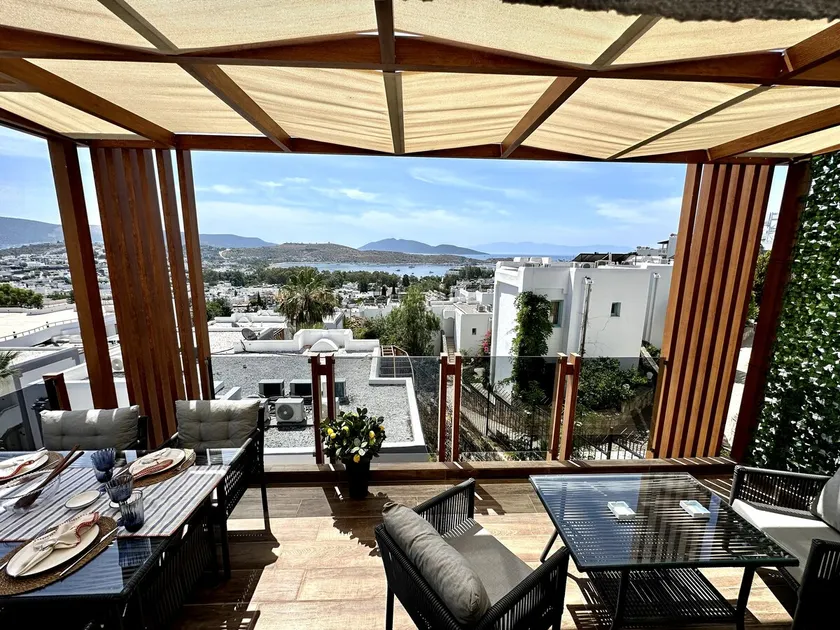 Cozy and fresh apartment with a view - Image 1