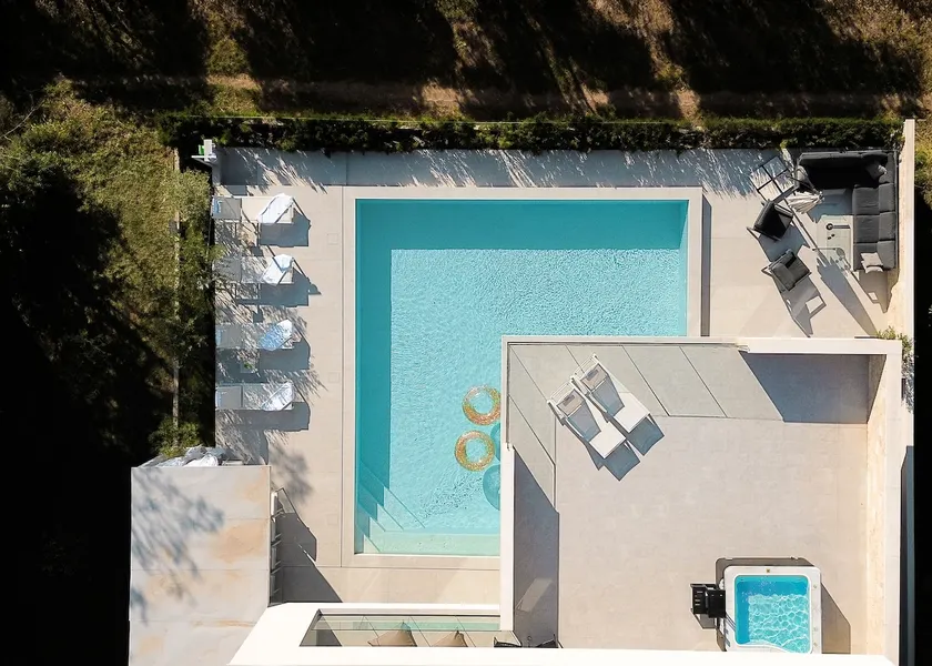 Villa Santa Barbara - heated pool, sauna, jacuzzi - Image 1