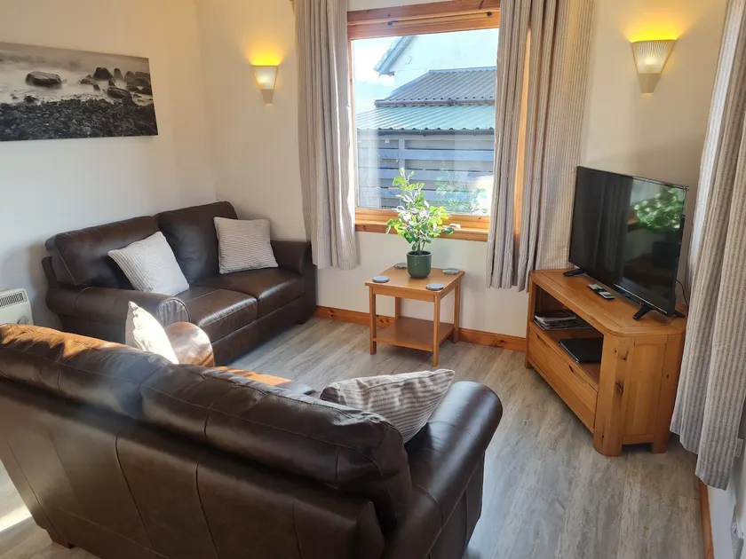 Kings Reach - Dunadd Cottage - Image 1
