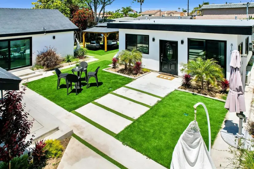 The Grand Huntington beach Compound - Image 1
