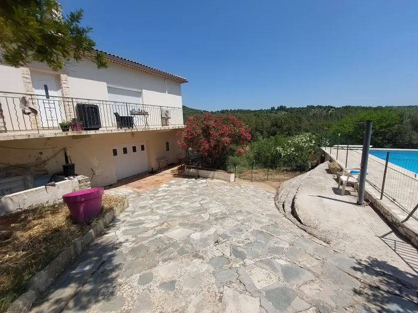 Apartment on the hill - Image 1