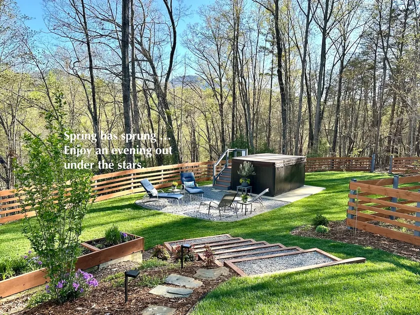 3Rm Suite-SwimSpa-Tryon Equestrian-Near Lake&Hikes - Image 1