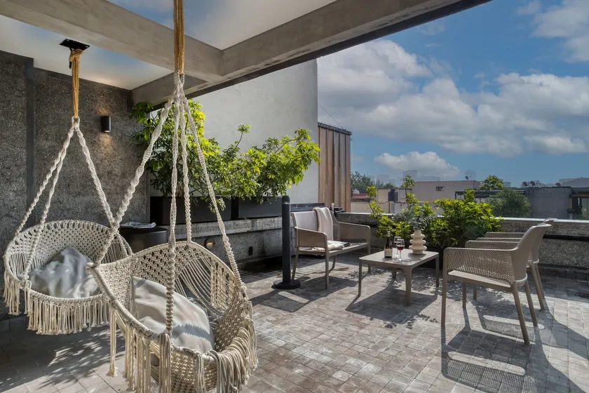 Relaxing Sunny Terrace | Lux Apt+Prime Zone - Image 1