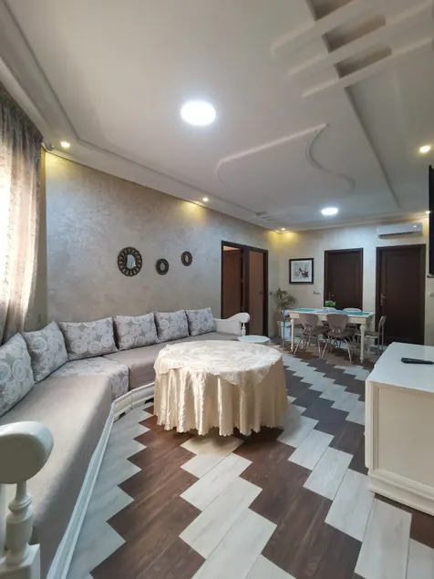 air-conditioned family apartment, sunny in the center - Image 1