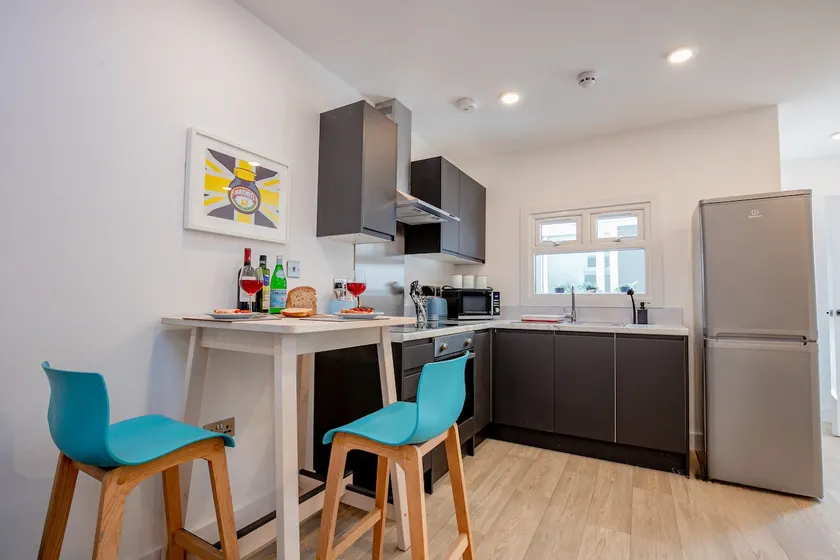 Host & Stay | Croydon Road Abode - Image 1