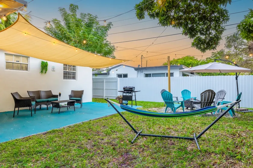 10 Min to Beach /Family & Groups/Pet / Patio & BBQ - Image 1