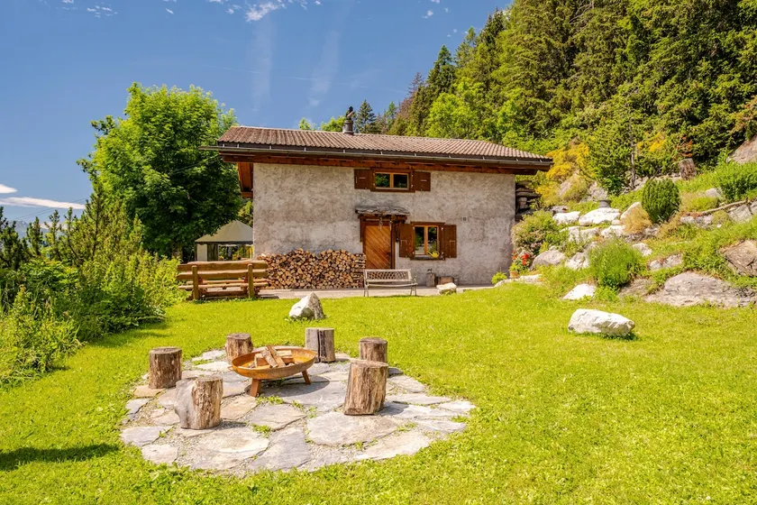 Semi-detached mountain cottage, quiet - Image 1