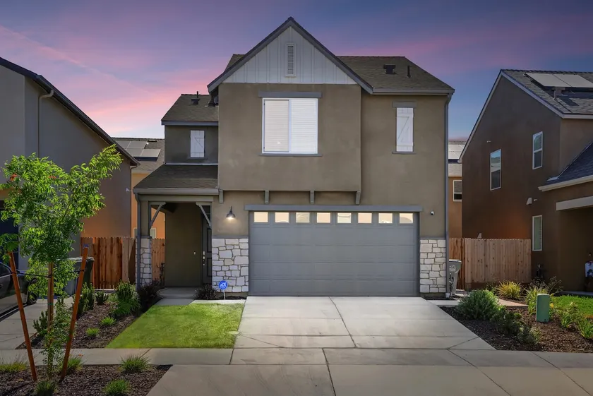 3b/2.5 ba | Open & Bright | Near UC Merced | Games - Image 1