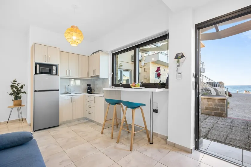 Celeste Suite on the Beach - Image 1